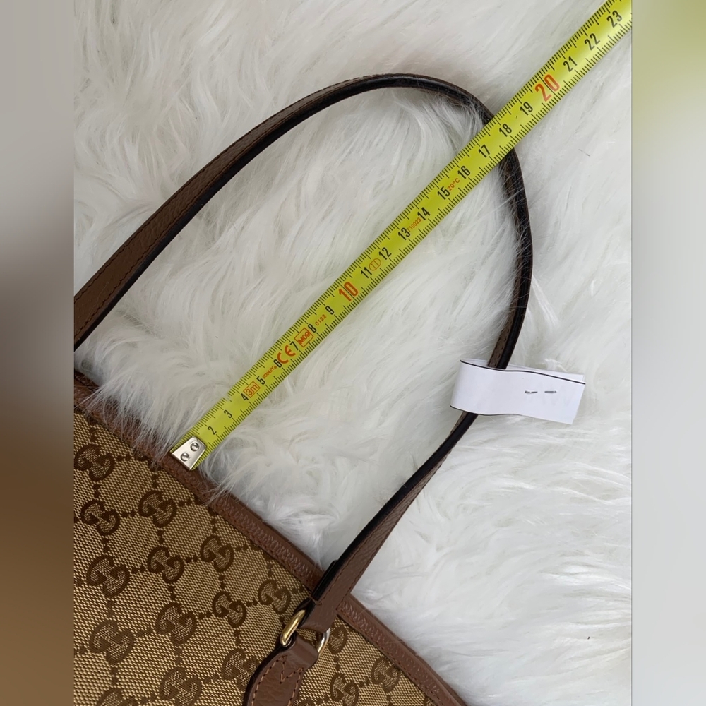 Gucci GG Canvas Bree Medium bag - Picture 16 of 17